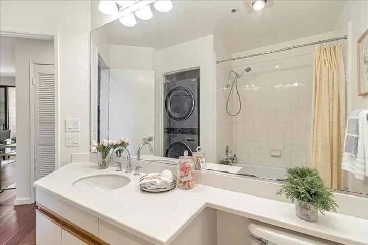 4250 El Camino Real A207, Palo Alto, California 94306