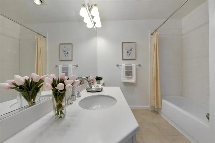 4250 El Camino Real A207, Palo Alto, California 94306