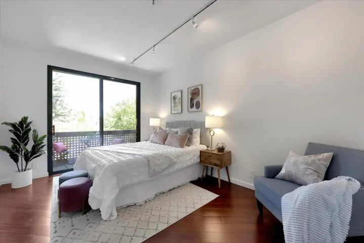 4250 El Camino Real A207, Palo Alto, California 94306