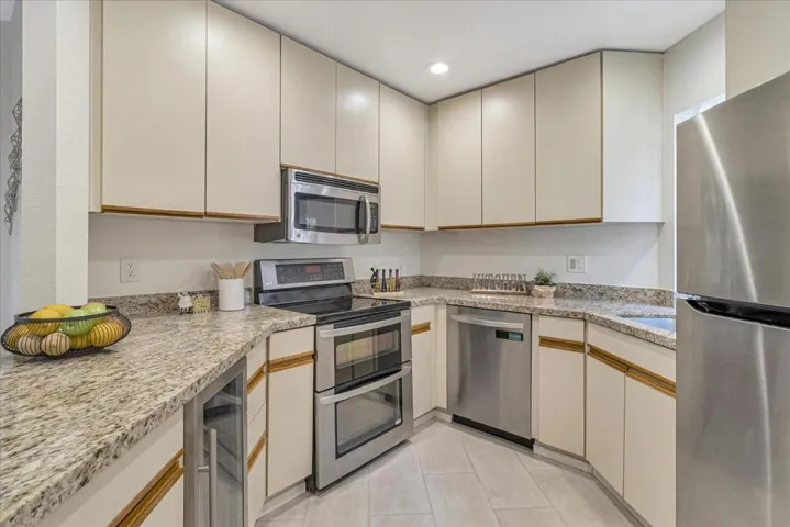 4250 El Camino Real A207, Palo Alto, California 94306