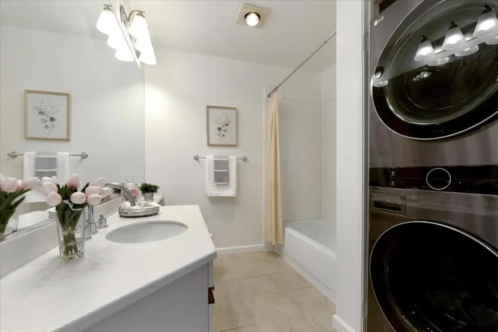 4250 El Camino Real A207, Palo Alto, California 94306