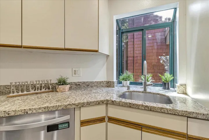 4250 El Camino Real A207, Palo Alto, California 94306