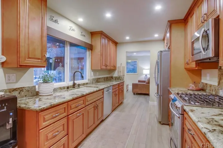 2840 Olive View Road, Alpine, California 91901
