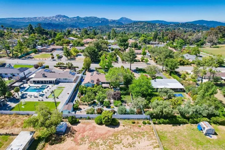 2840 Olive View Road, Alpine, California 91901