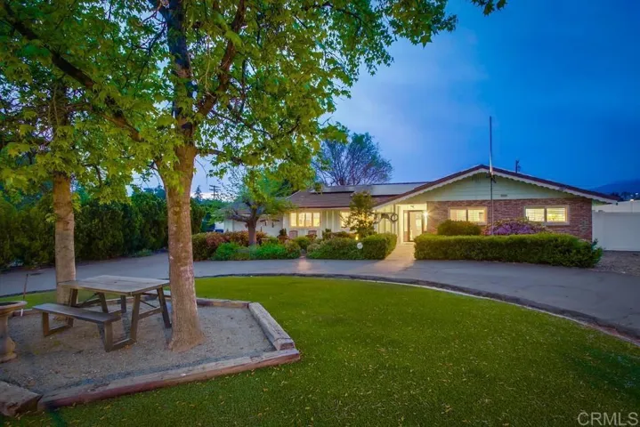 2840 Olive View Road, Alpine, California 91901