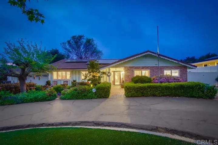 2840 Olive View Road, Alpine, California 91901