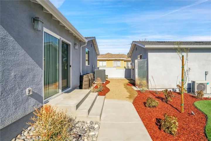 3701 E Wilton Street, Long Beach, California 90804