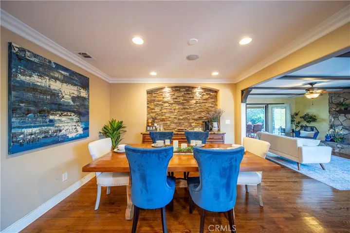 3161 Woodstock, Rossmoor, California 90720