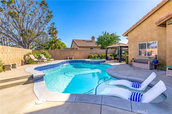 654 Wagonwheel Drive, Hemet, California 92544