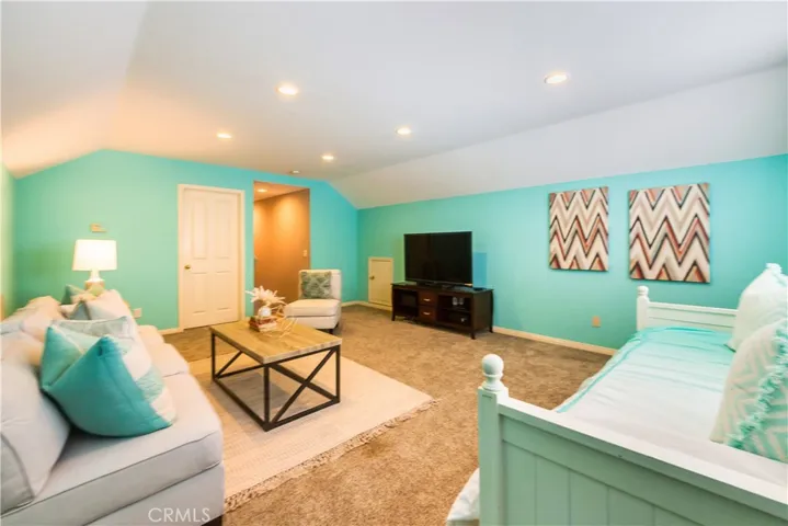 Another Angle of the BONUS ROOM