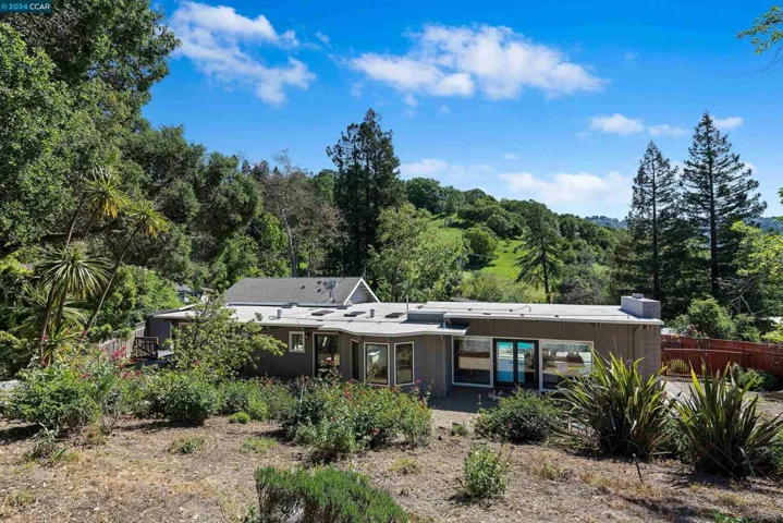 14 Washington Ln, Orinda, California 94563