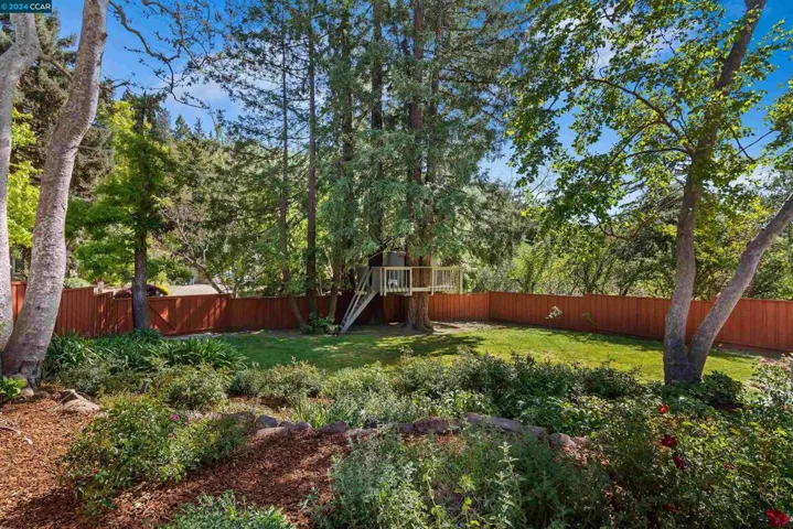 14 Washington Ln, Orinda, California 94563