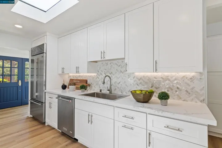 14 Washington Ln, Orinda, California 94563