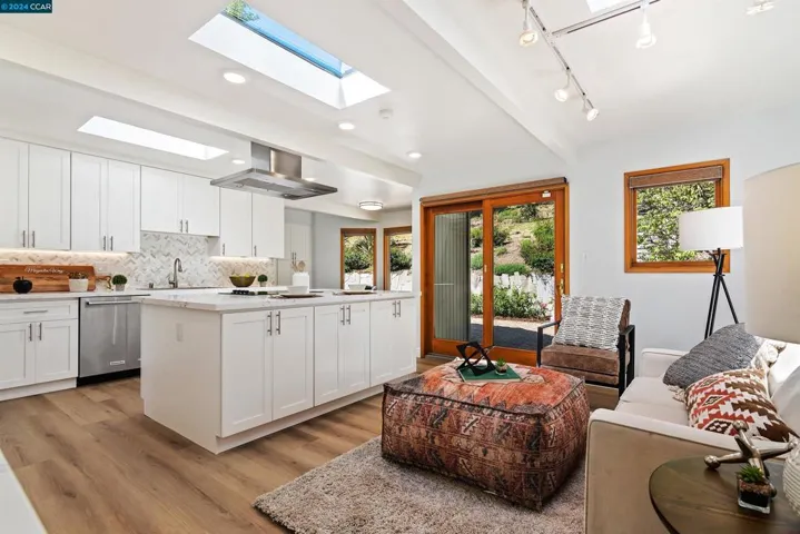 14 Washington Ln, Orinda, California 94563