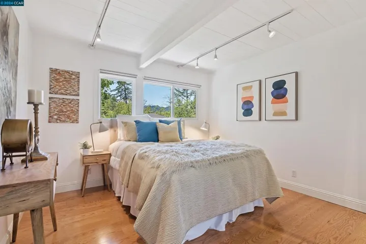 14 Washington Ln, Orinda, California 94563
