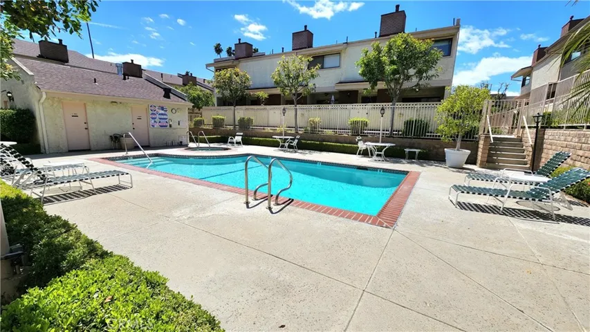 19451 Sherman Way 503, Reseda, California 91335