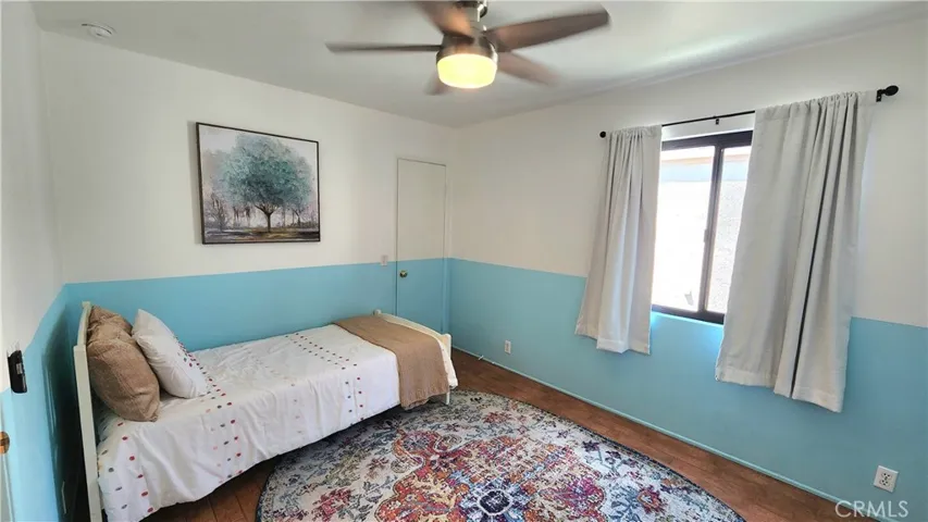 19451 Sherman Way 503, Reseda, California 91335