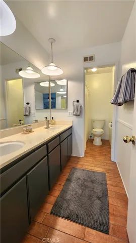 19451 Sherman Way 503, Reseda, California 91335
