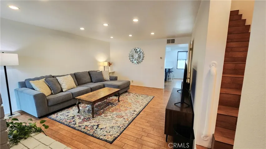 19451 Sherman Way 503, Reseda, California 91335