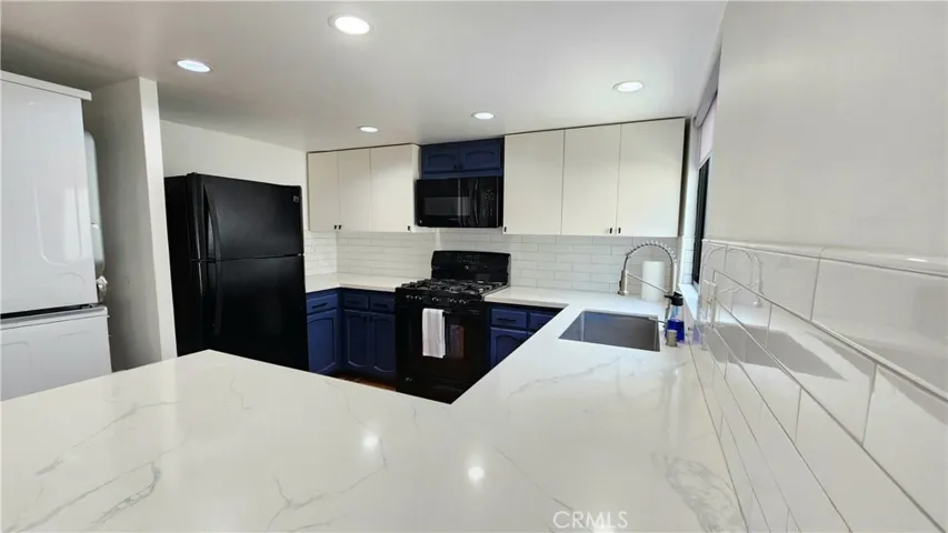 19451 Sherman Way 503, Reseda, California 91335