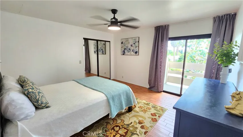 19451 Sherman Way 503, Reseda, California 91335