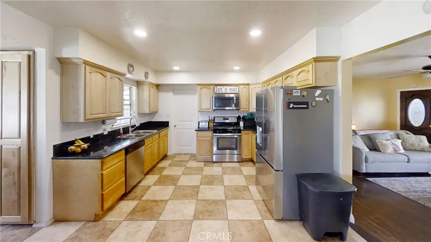 490 Myrtlewood Drive, Calimesa, California 92320