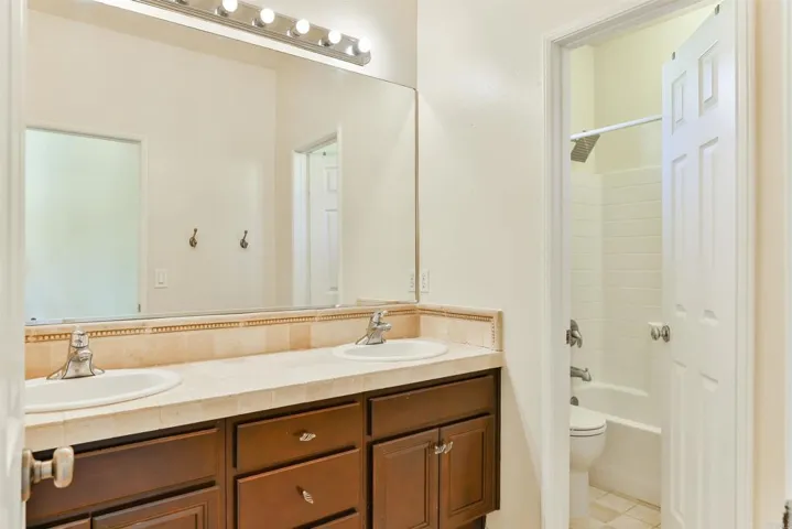 11477 Miro Circle, San Diego, California 92131
