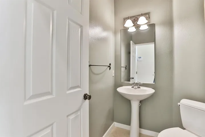 11477 Miro Circle, San Diego, California 92131