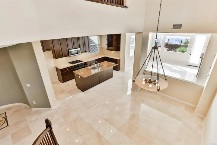 11477 Miro Circle, San Diego, California 92131