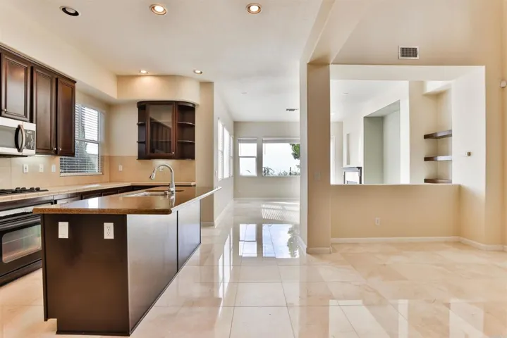 11477 Miro Circle, San Diego, California 92131
