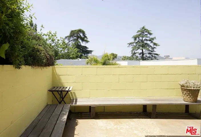 2383 Lyric Avenue, Los Angeles, California 90027