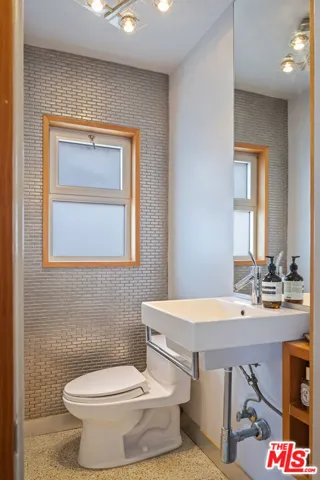2383 Lyric Avenue, Los Angeles, California 90027