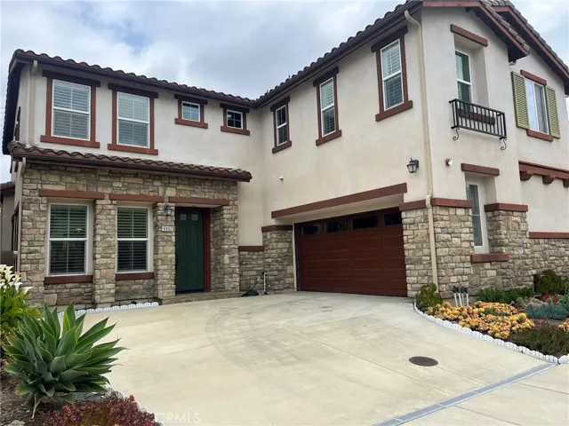 9952 Stonehaven Place, Cypress, California 90630