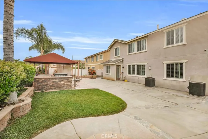 823 Volande Court, Perris, California 92571