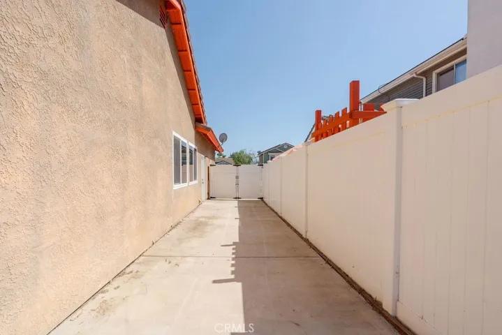 Side yard