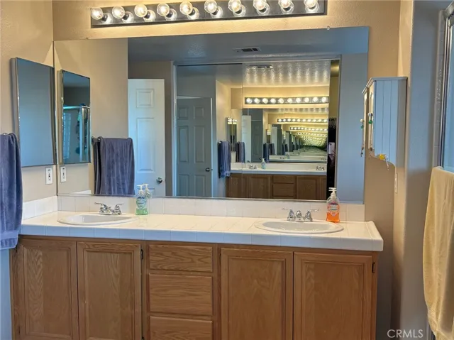 Double sinks