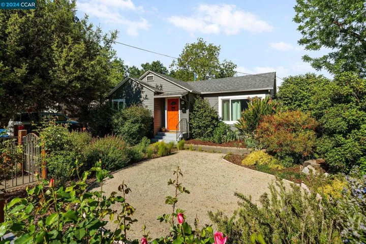 921 Saracen Rd, Santa Rosa, California 95401