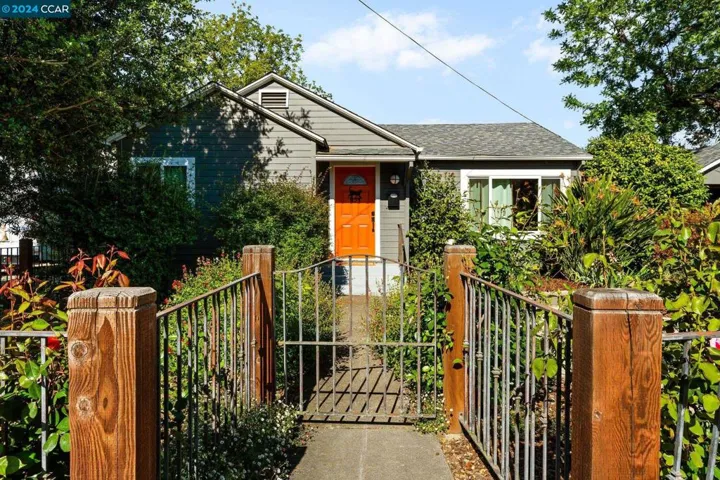 921 Saracen Rd, Santa Rosa, California 95401