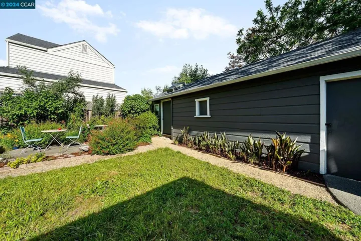921 Saracen Rd, Santa Rosa, California 95401