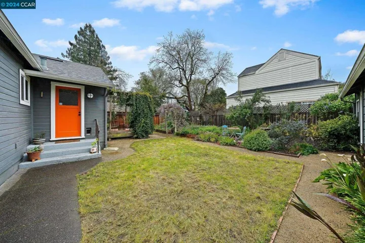 921 Saracen Rd, Santa Rosa, California 95401