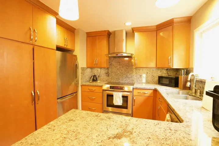 810 Oak Grove 86, Concord, California 94518