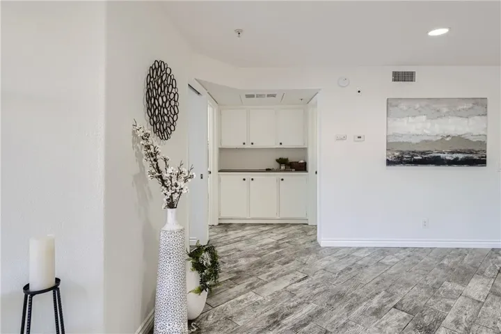 1200 Pacific Coast 105, Huntington Beach, California 92648