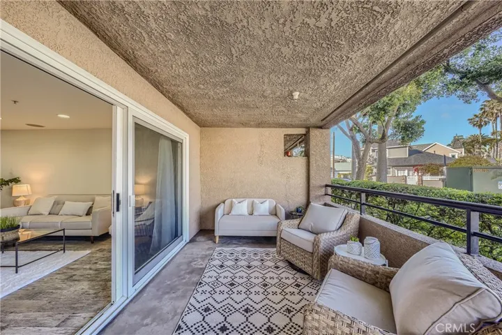 1200 Pacific Coast 105, Huntington Beach, California 92648