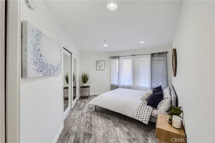 1200 Pacific Coast 105, Huntington Beach, California 92648