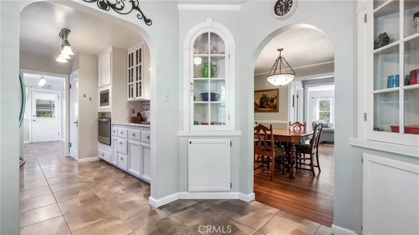 572 Vallombrosa Way, Chico, California 95926