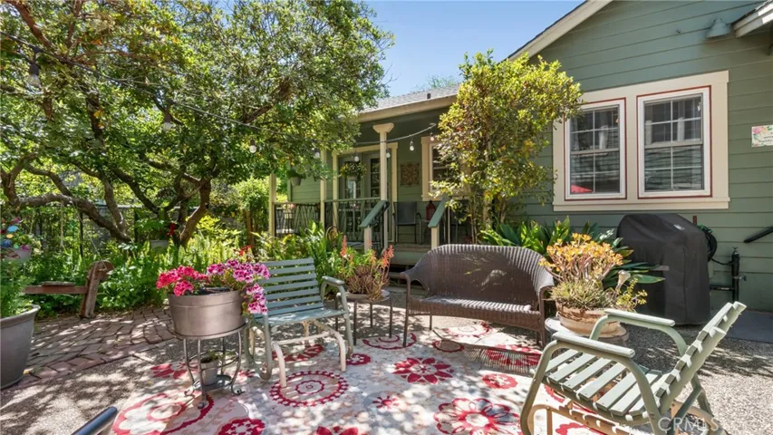 572 Vallombrosa Way, Chico, California 95926