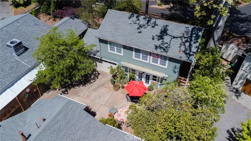 572 Vallombrosa Way, Chico, California 95926