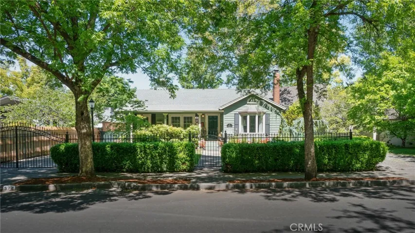 572 Vallombrosa Way, Chico, California 95926