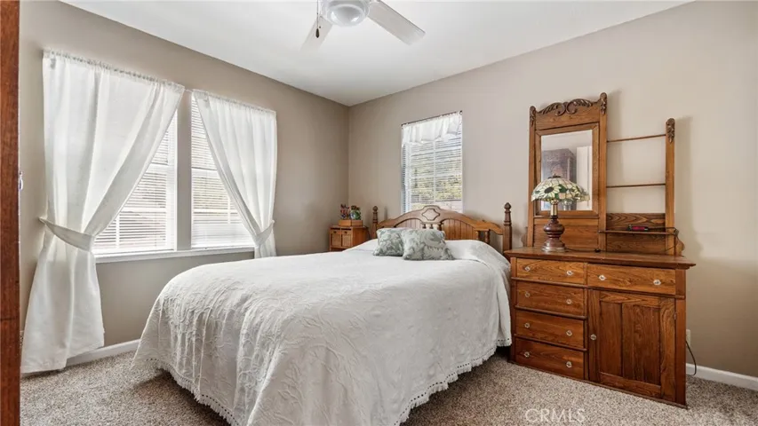 572 Vallombrosa Way, Chico, California 95926
