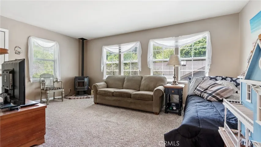 572 Vallombrosa Way, Chico, California 95926